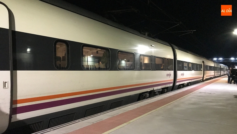 Transportes vuelva a ampliar la caducidad de los bonos Avant hasta el 30 de junio de 2022