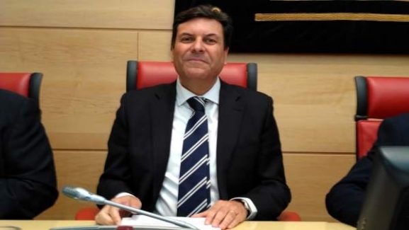 Mañueco conforma su equipo para la campaña electoral