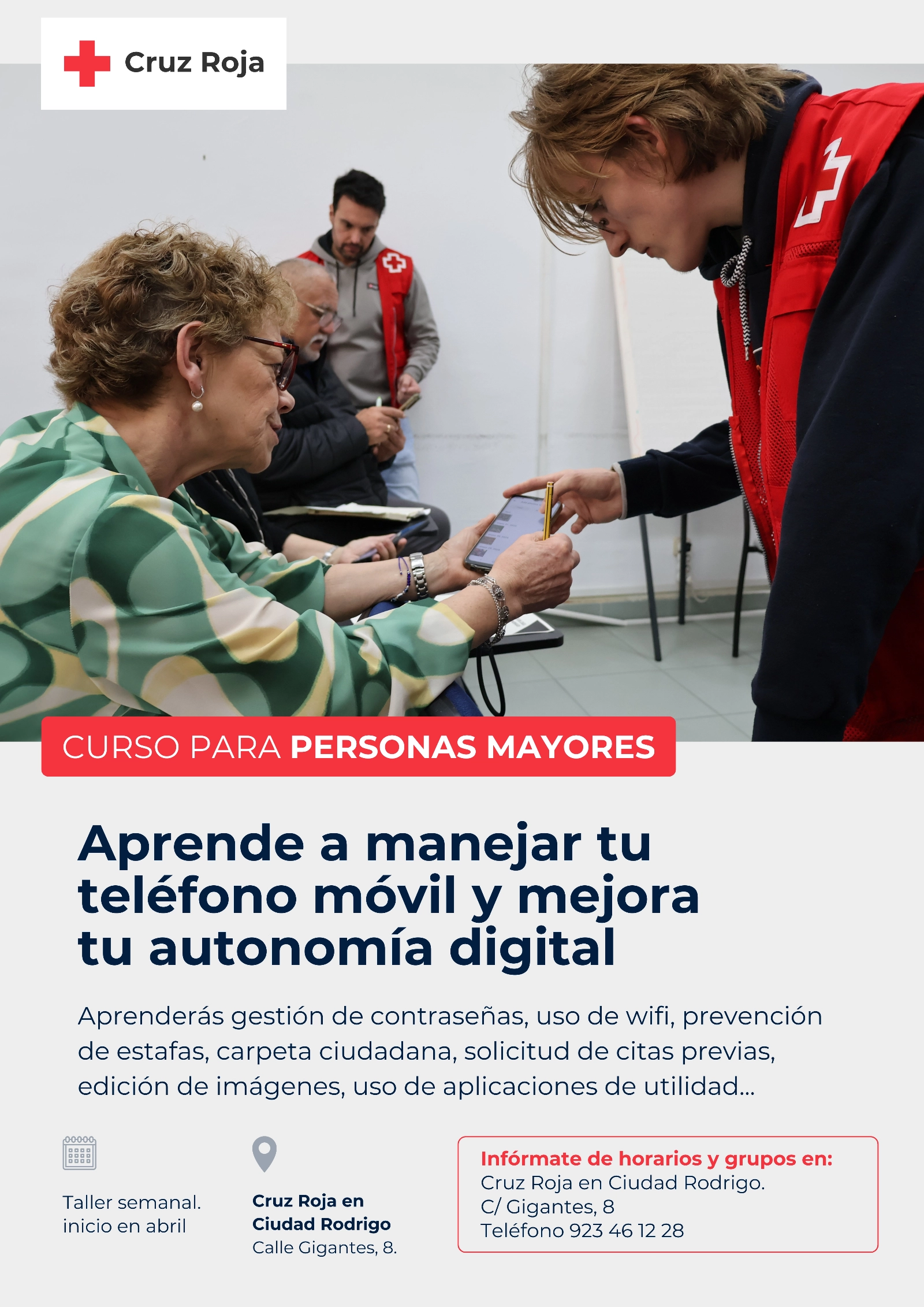 Foto 2 - Autonom&iacute;a digital en la tercera edad: Cruz Roja ense&ntilde;a a los mayores a utilizar su m&oacute;vil
