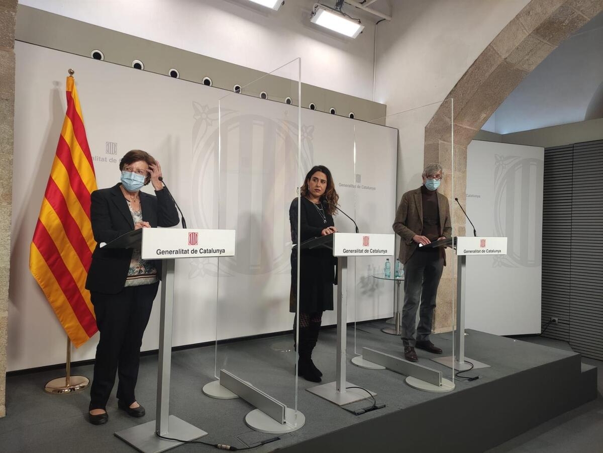 Cataluña vuelve a limitar a 10 las reuniones, cierra el ocio nocturno y pide aval judicial para un nuevo toque de queda