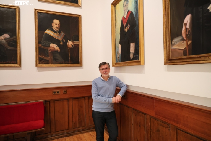 V&Iacute;DEO y FOTOS | El tesoro pict&oacute;rico de la USAL: 24 retratos de rectores que revelan su historia | Imagen 1