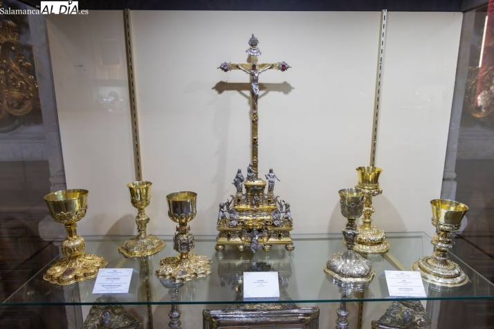 V&Iacute;DEO y FOTOS | Descubre los tesoros ocultos en la sacrist&iacute;a de la Catedral Nueva | Imagen 5