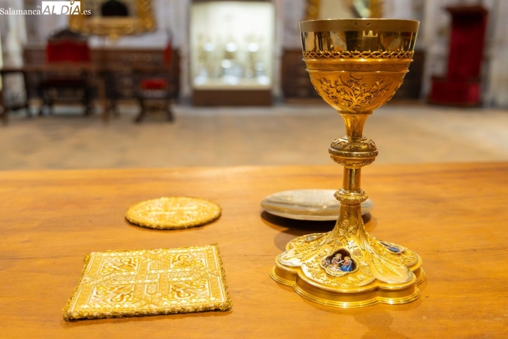 V&Iacute;DEO y FOTOS | Descubre los tesoros ocultos en la sacrist&iacute;a de la Catedral Nueva | Imagen 6