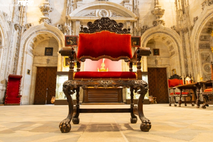 V&Iacute;DEO y FOTOS | Descubre los tesoros ocultos en la sacrist&iacute;a de la Catedral Nueva | Imagen 10