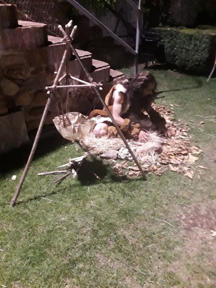 Nueva cena prehist&oacute;rica en el Parador de Ciudad Rodrigo recreando la dieta humana de hace 20.000 a&ntilde;os | Imagen 1