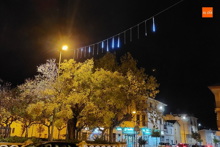 1Foto: Preencendido navide&ntilde;o | Imagen 1