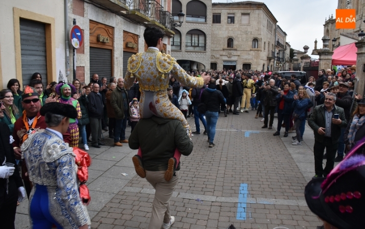 Las &uacute;ltimas miradas y sonidos del Carnaval del Toro 2023 | Imagen 46