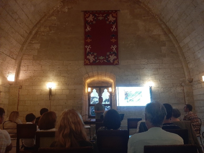 Nueva cena prehist&oacute;rica en el Parador de Ciudad Rodrigo recreando la dieta humana de hace 20.000 a&ntilde;os | Imagen 4