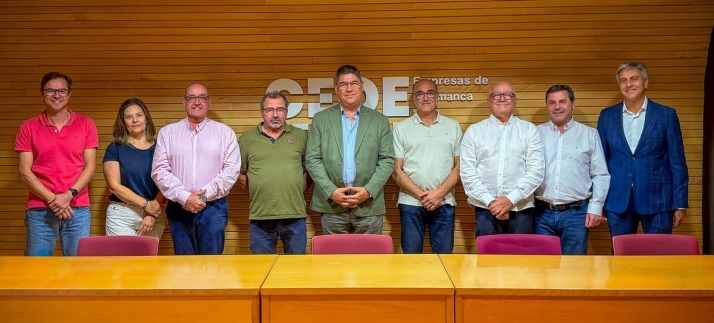 Preocupación de los transportistas de Salamanca por la competencia desleal y los precios del carburante | Imagen 1