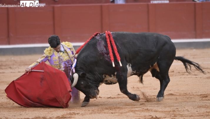 Marco P&eacute;rez: "A los salmantinos nos pesa La Glorieta pero me llena de ilusi&oacute;n triunfar" | Imagen 1