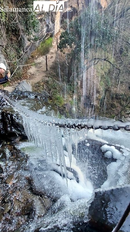 El agua sigue luciendo en las espectaculares cascadas de Salamanca | Imagen 3