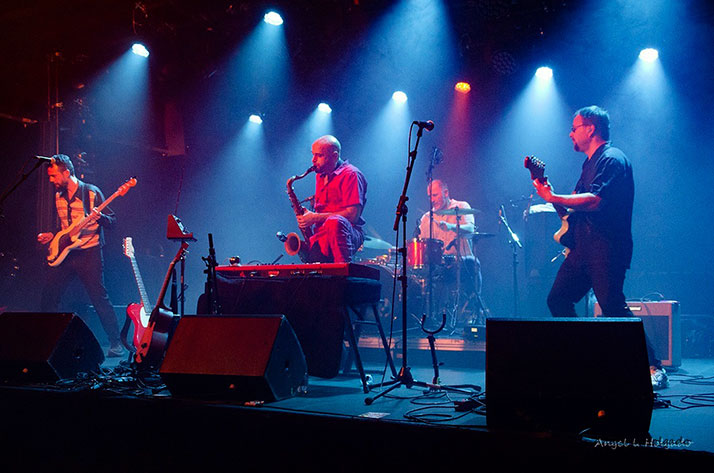 The Black Chillies con Ra&uacute;l Martin (foto: &Aacute;ngel Holgado)