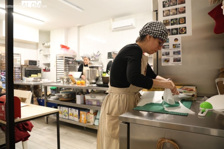El mensaje de Blanca Hern&aacute;ndez a Salamanca d&iacute;as antes del cierre de Berretes: "Una ciudad con fama de tradicional ha tenido los mejores clientes y es ejemplo de muchas cosas" | Imagen 2