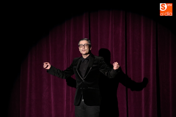 Carlos Vicente: "No hay nada m&aacute;s bonito que hacer re&iacute;r a los dem&aacute;s" | Imagen 1