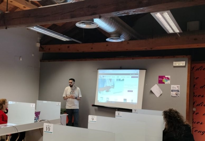 La Casa Molino inicia un curso sobre el certificado digital | Imagen 1