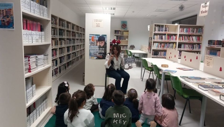 La biblioteca de Alba de Tormes suma 147 nuevos libros | Imagen 1