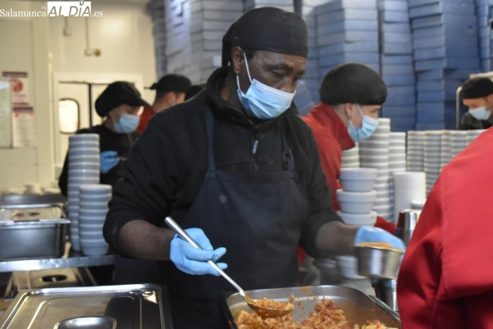 &lsquo;Algo Nuevo&rsquo;: El Catering Salmantino que combina inserci&oacute;n laboral y solidaridad con los m&aacute;s necesitados | Imagen 1