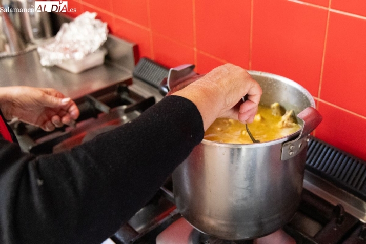 El centro de Cruz Roja en Salamanca atiende a 600 personas sin hogar cada a&ntilde;o  | Imagen 1