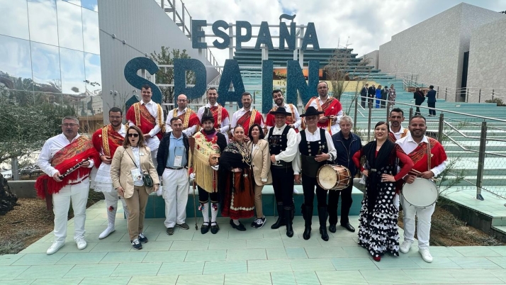De Salamanca a Jap&oacute;n: 'Charros y Gitanos' conquistan el pa&iacute;s del sol naciente en la Expo de Osaka | Imagen 1