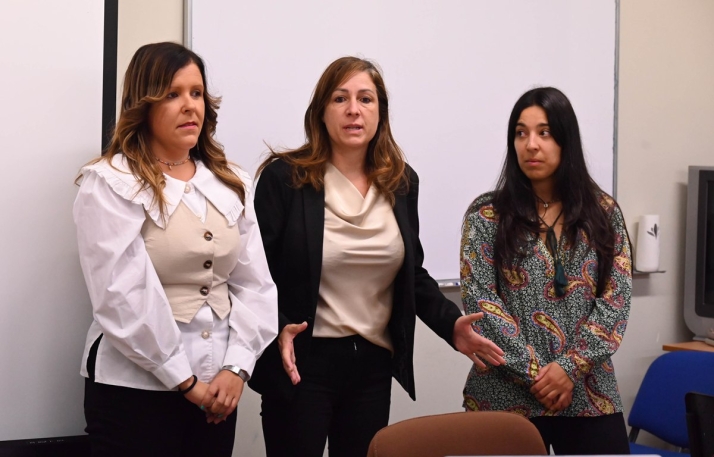 Otro grupo de ocho personas inicia su formaci&oacute;n en la atenci&oacute;n sociosanitaria en instituciones sociales | Imagen 1