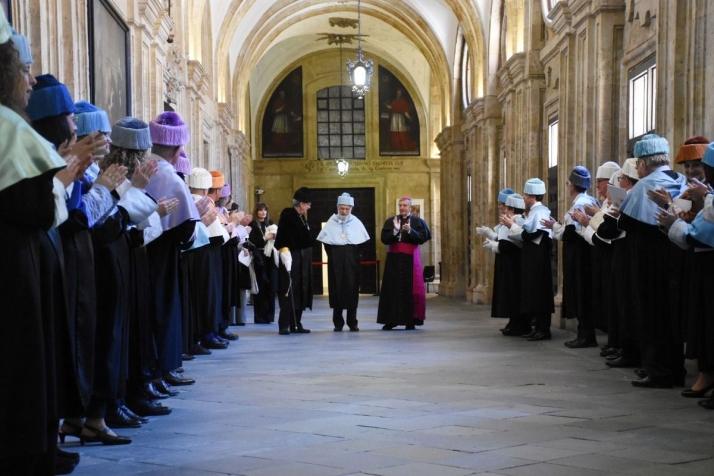 "Un buen docente deber&iacute;a formarse para escuchar y que los ni&ntilde;os sean los protagonistas de su formaci&oacute;n", afirma Francesco Tonucci, nuevo honoris causa de la UPSA | Imagen 1