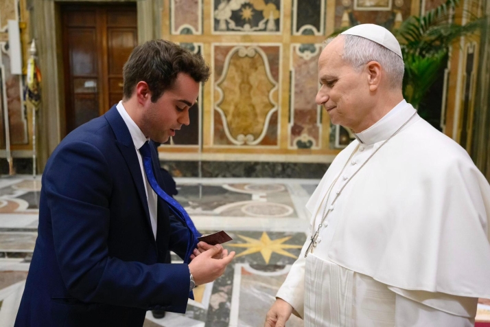 Un exalumno de la UPSA emociona al papa Le&oacute;n XIV: "Fue algo maravilloso" | Imagen 1