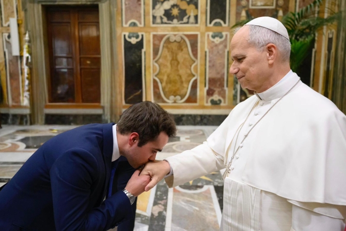 Un exalumno de la UPSA emociona al papa Le&oacute;n XIV: "Fue algo maravilloso" | Imagen 2