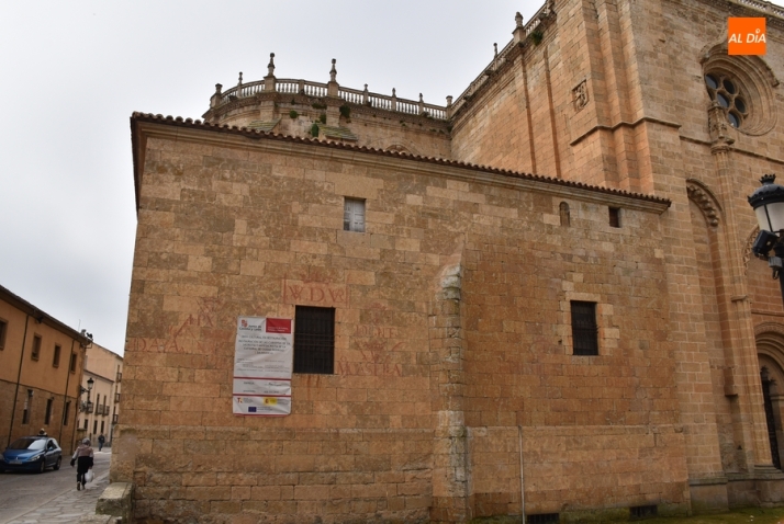 1Foto: Un espantap&aacute;jaros para la Semana Santa | Imagen 1