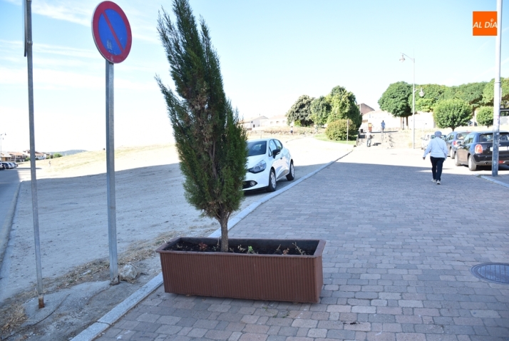 Sustituidas las jardineras de la subida de la R&uacute;a del Sol por unas menos &lsquo;agresivas&rsquo; | Imagen 1