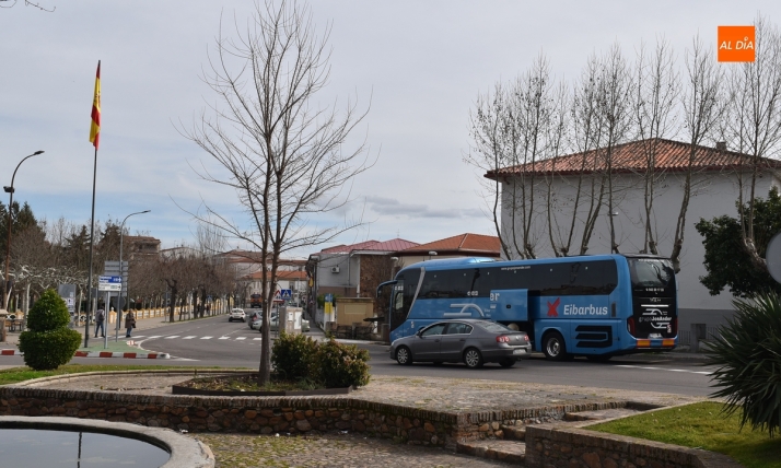 Los buses tur&iacute;sticos cambian de punto de encuentro debido al recinto ferial | Imagen 1