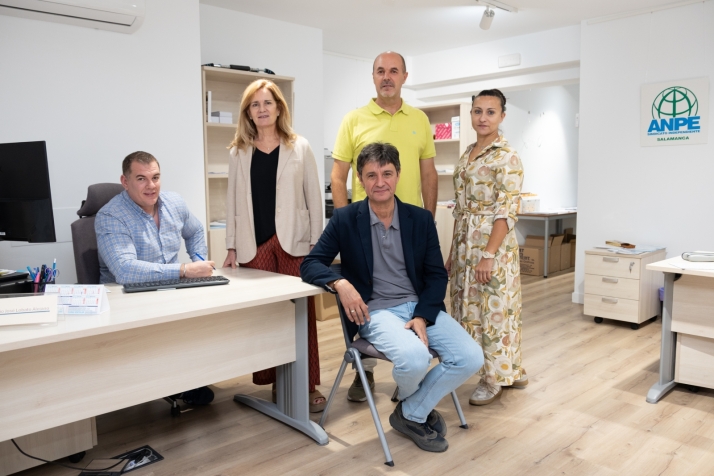 Javier Riesco, presidente de ANPE Salamanca: "El mejor reconocimiento a la labor del profesor es una subida salarial" | Imagen 2