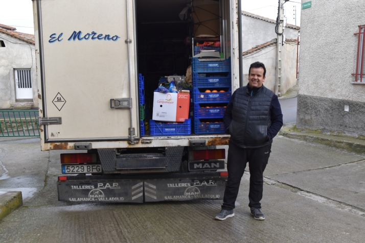 'El Moreno', el vendedor ambulante que recorre los pueblos de Salamanca por lealtad a los vecinos: "Si fuera por dinero, ya lo habr&iacute;a dejado" | Imagen 3
