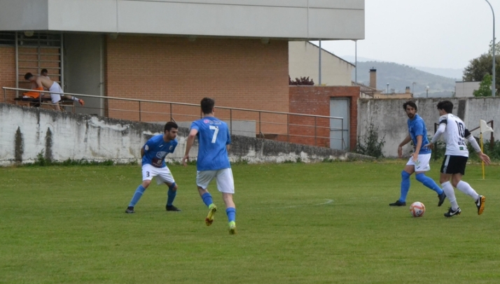 ))) El 3&ordm; D&iacute;a [2 MAY 22] Una tarde de f&uacute;tbol y... &iexcl;masajes! | Imagen 4