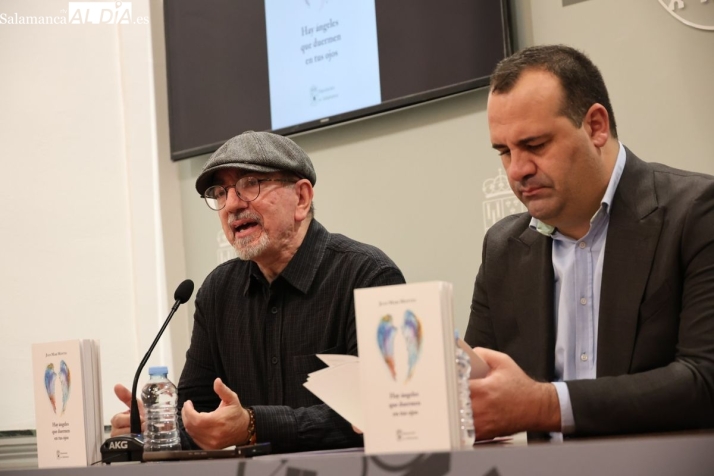 Una edici&oacute;n limitada recopila poemas y las letras de las famosas canciones del salmantino Juan Mari Montes | Imagen 1