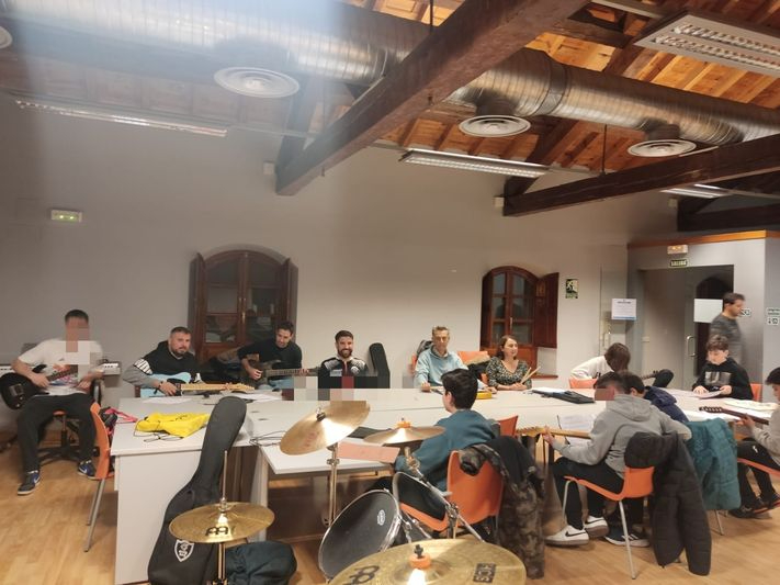 M&aacute;s de 150 alumnos aprenden m&uacute;sica en Alba de Tormes | Imagen 1