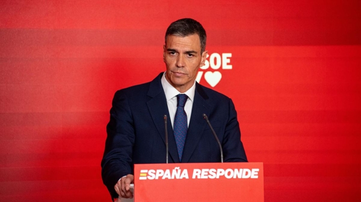 S&aacute;nchez descarta adelanto electoral y Feij&oacute;o dice que el presidente debe dimitir | Imagen 1