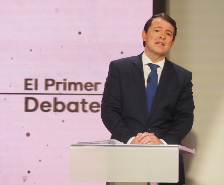 Igea compite con Ma&ntilde;ueco por la gesti&oacute;n de Gobierno mientras Tudanca insiste en hablar de cambio a partir del 13F | Imagen 1