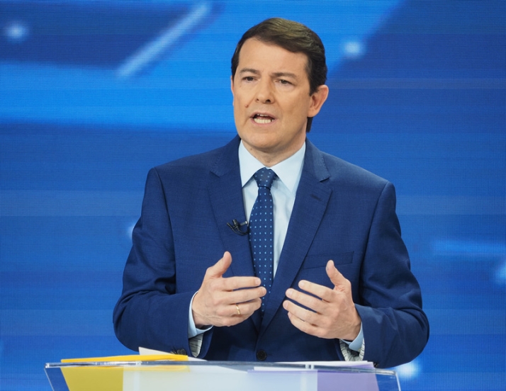 Ma&ntilde;ueco defiende los 35 a&ntilde;os de gobierno en Castilla y Le&oacute;n y Tudanca e Igea le advierten de "sus nuevos socios" | Imagen 1