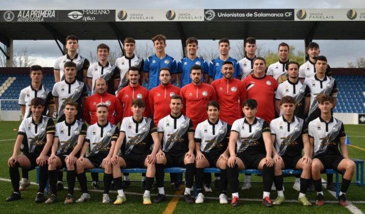 Jos&eacute; Manuel Mateos de Aller asciende a Regional con el filial de Unionistas | Imagen 1