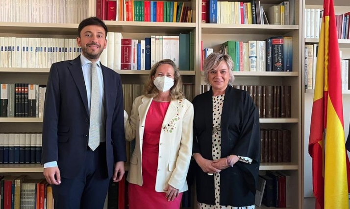El anuncio de la creaci&oacute;n del Observatorio Global del Espa&ntilde;ol en La Rioja 'escuece' en Salamanca | Imagen 1