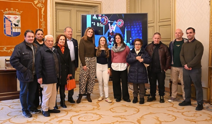 Marta Garc&iacute;a Rinc&oacute;n, homenajeada tras batir el r&eacute;cord de Espa&ntilde;a de arrancada en el Mundial | Imagen 1