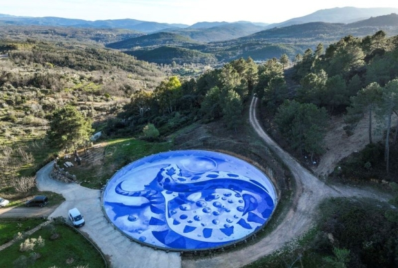 Garcibuey, piscina natural y arte urbano en plena Sierra de Francia  | Imagen 1
