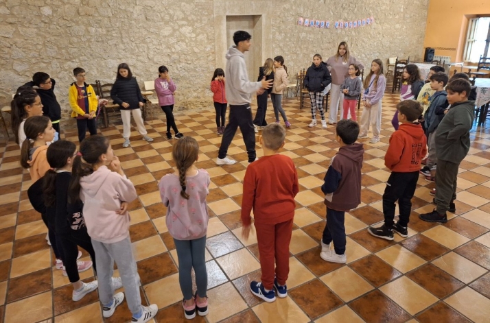 25 chavales de la provincia arrancan un fin de semana Multiaventura en Ciudad Rodrigo | Imagen 1