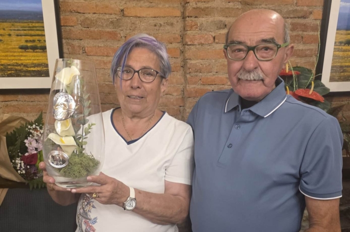 Jos&eacute; Blanco y Ricar Est&eacute;banez festejan sus 50 a&ntilde;os de casados | Imagen 1