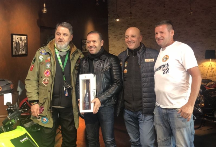 Un desayuno motero organizado por NaniMotorbikes, acoge a m&aacute;s de 90 participantes de la &lsquo;I VeXperiencia Interclubs&rsquo; | Imagen 1