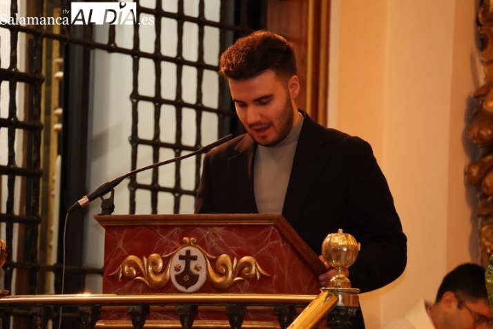 La Bas&iacute;lica de la Anunciaci&oacute;n estrena un nuevo escudo cargado de simbolog&iacute;a teresiana | Imagen 1