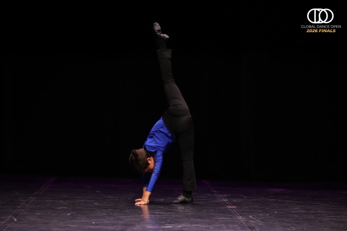 Así es Enzo Gázquez San Román, la joven promesa de la danza con raíces en Vitigudino | Imagen 1