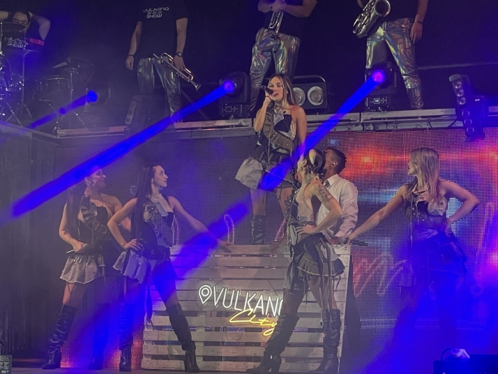 Orquesta Vulkano Show: la erupci&oacute;n de un sue&ntilde;o salmantino que conquista Espa&ntilde;a | Imagen 2