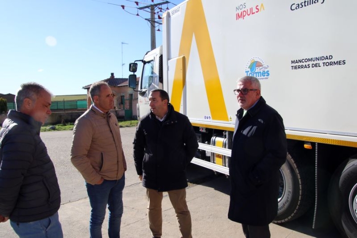 Un nuevo camión mejora el servicio de recogida de basura a 3.793 habitantes de la comarca de Alba | Imagen 1