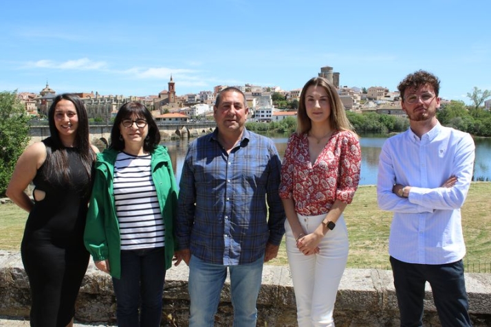 El PSOE presenta una candidatura &ldquo;preparada para gobernar y gestionar el Ayuntamiento desde el primer d&iacute;a&rdquo; | Imagen 1